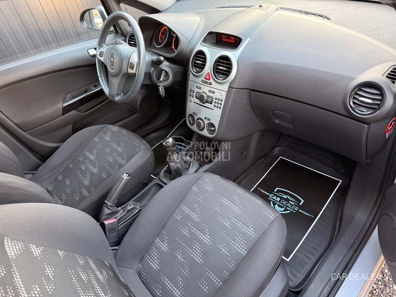 Opel Corsa D 1.3d/cosmo/ristajl