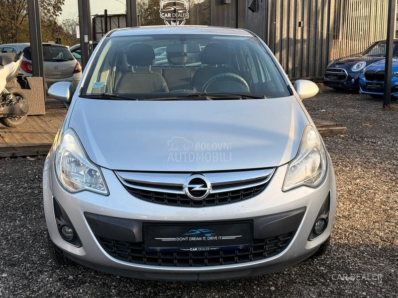 Opel Corsa D 1.3d/cosmo/ristajl