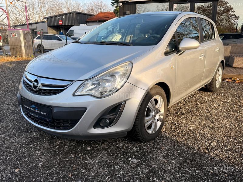 Opel Corsa D 1.3d/cosmo/ristajl