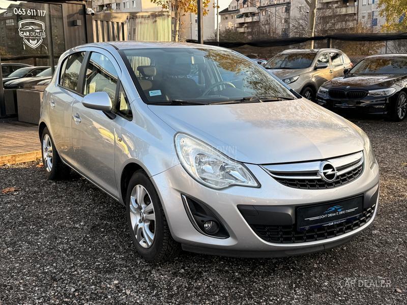 Opel Corsa D 1.3d/cosmo/ristajl