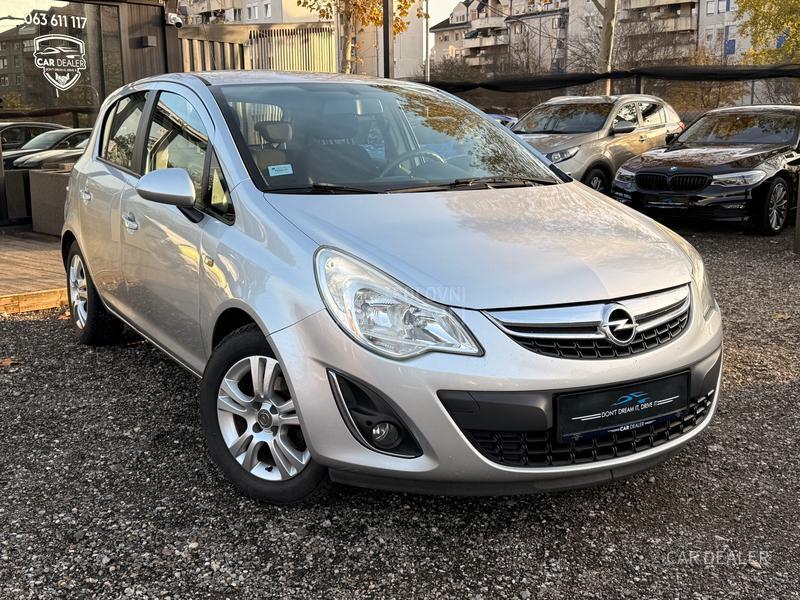 Opel Corsa D 1.3d/cosmo/ristajl