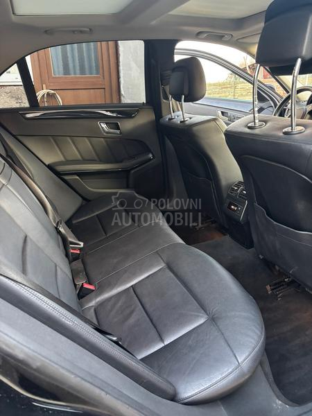 Mercedes Benz E 250 AVANTGARDE