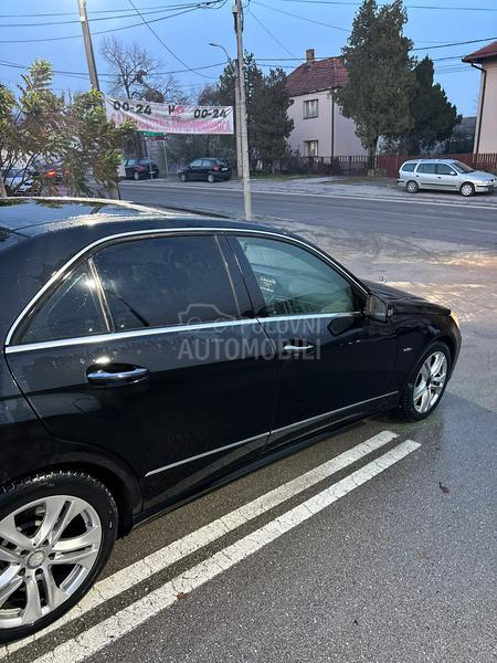 Mercedes Benz E 250 AVANTGARDE
