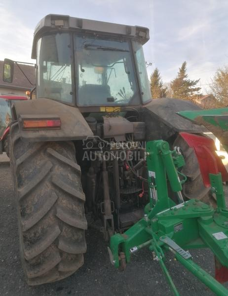 Massey Ferguson 8110