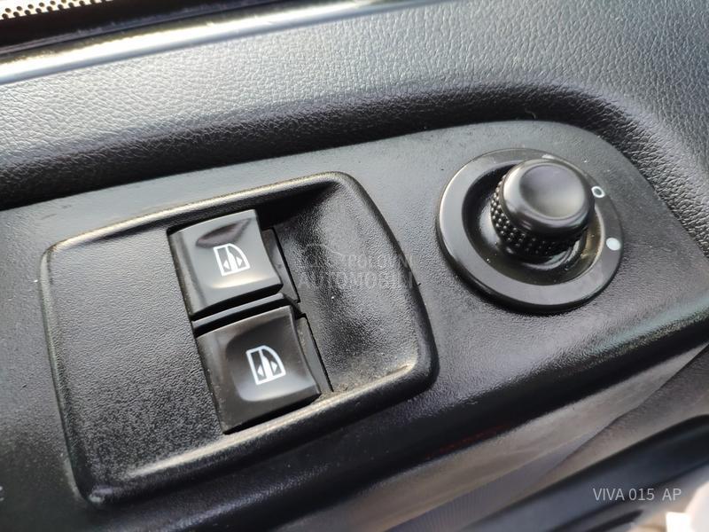 Opel Vivaro 120KS LONG KLIMA