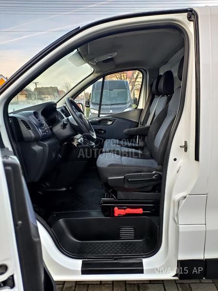 Opel Vivaro 120KS LONG KLIMA