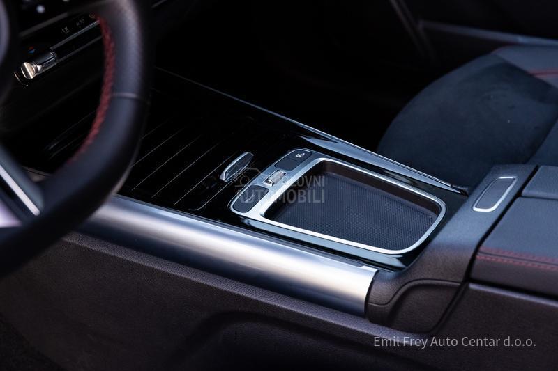 Mercedes Benz GLA 200 d 4MATIC