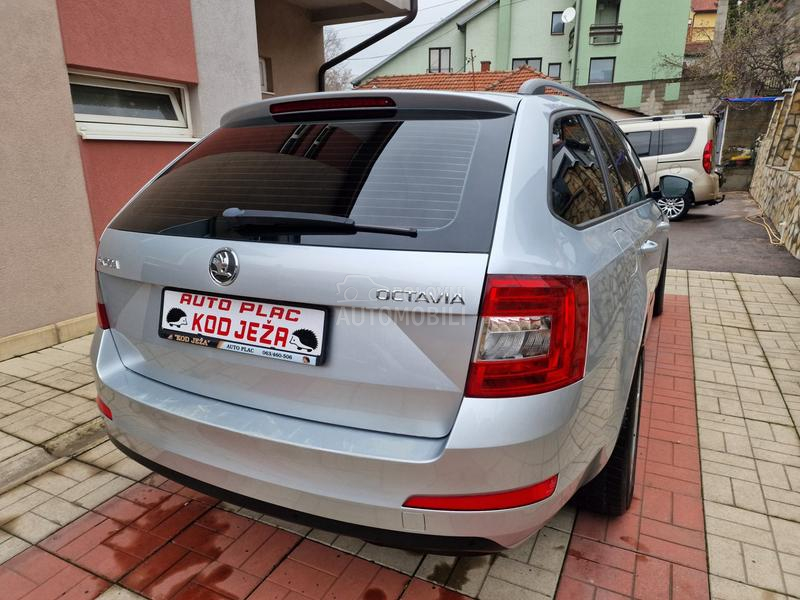 Škoda Octavia fabričko stanje
