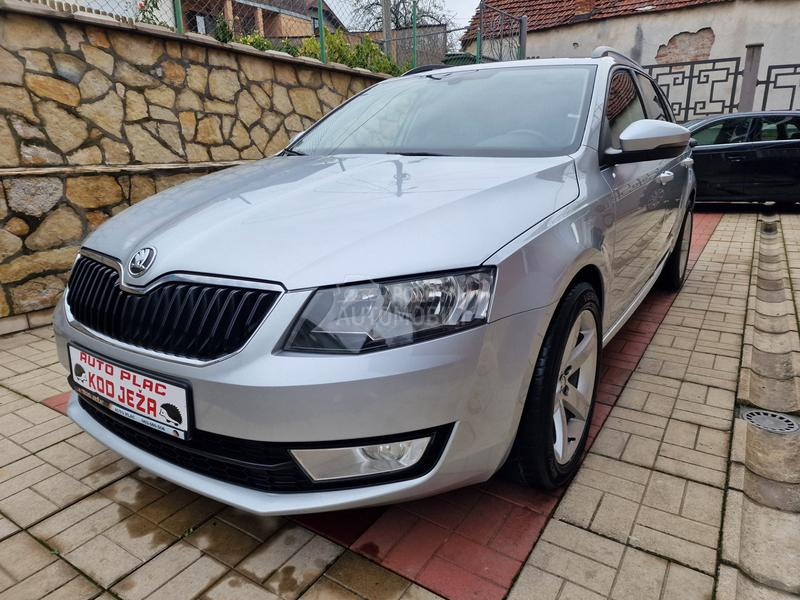 Škoda Octavia fabričko stanje