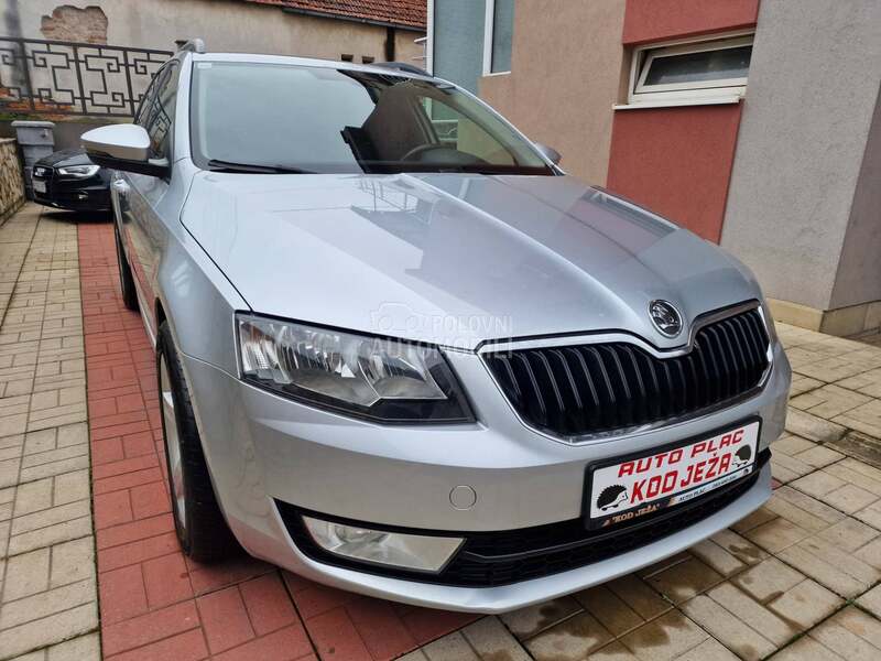 Škoda Octavia fabričko stanje