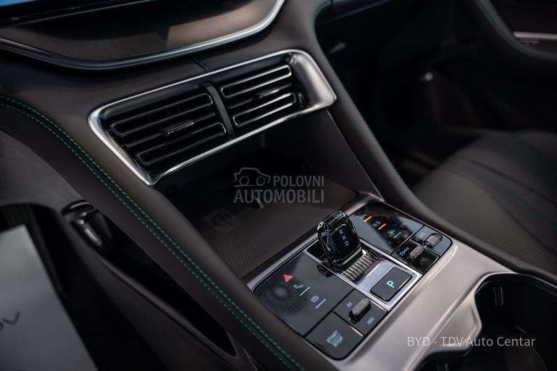 BYD Seal U DM-i 1.5 DESIGN AWD