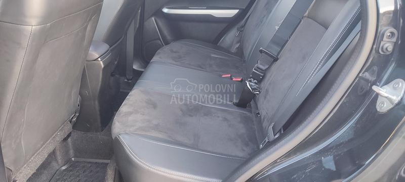 Suzuki Vitara LED/N.A.V.I/PANO
