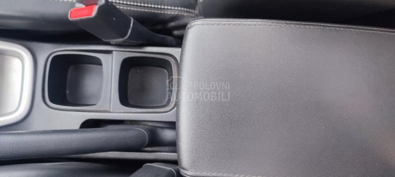 Suzuki Vitara LED/N.A.V.I/PANO