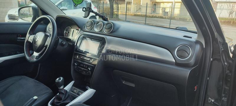 Suzuki Vitara LED/N.A.V.I/PANO