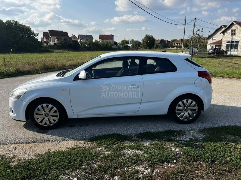 Kia pro_cee`d 
