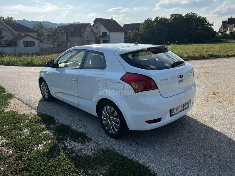 Kia pro_cee`d 