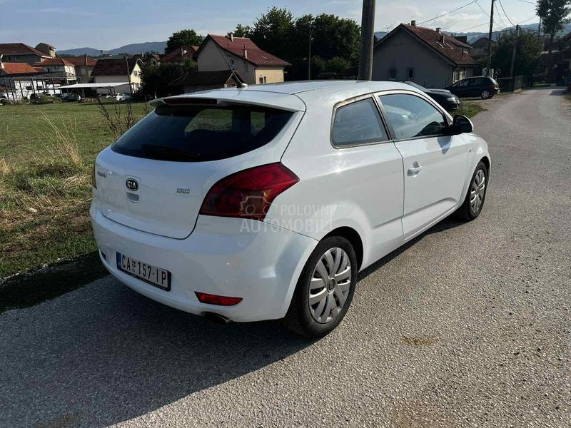 Kia pro_cee`d 