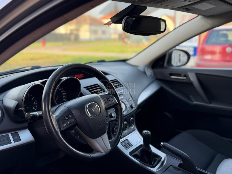 Mazda 3 1.6i Sport CH