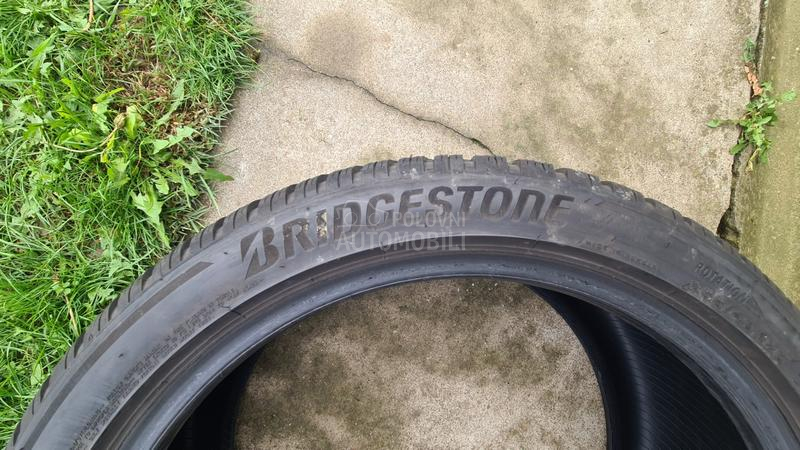 Bridgestone 255/40 R20 Zimska