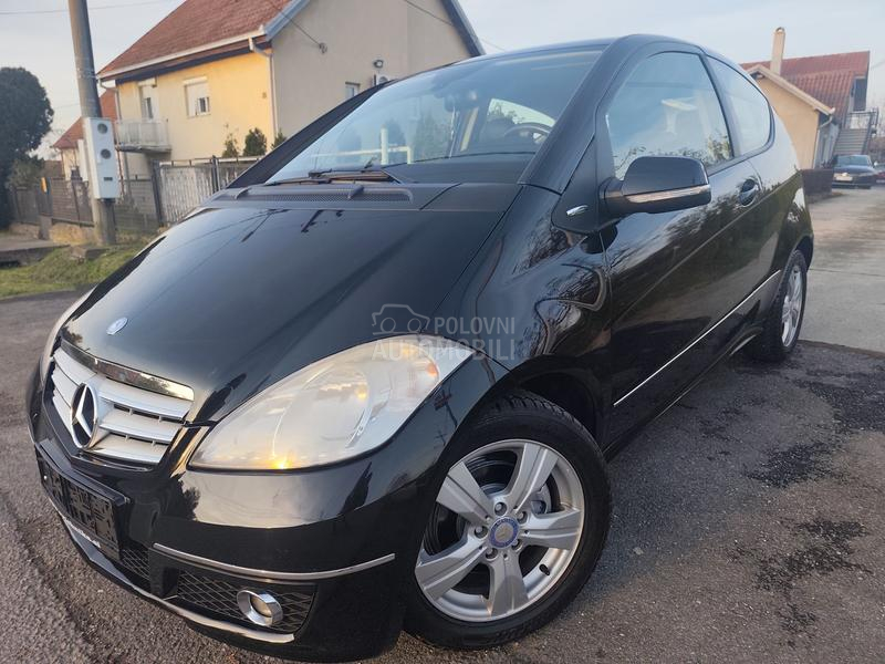 Mercedes Benz A 180 /FABRIČKO STANJE/