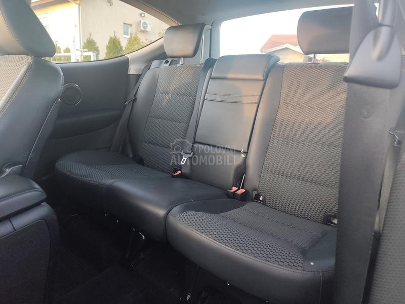 Mercedes Benz A 180 /FABRIČKO STANJE/