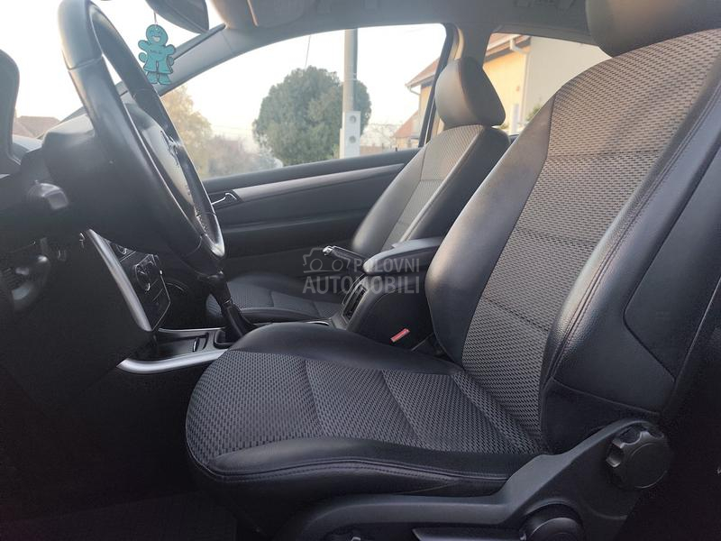 Mercedes Benz A 180 /FABRIČKO STANJE/