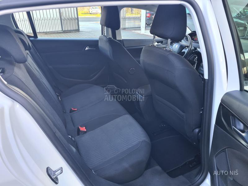 Peugeot 308 1.6 HDI PREMIUM