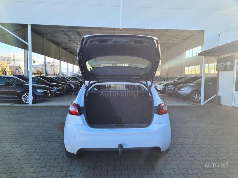 Peugeot 308 1.6 HDI PREMIUM