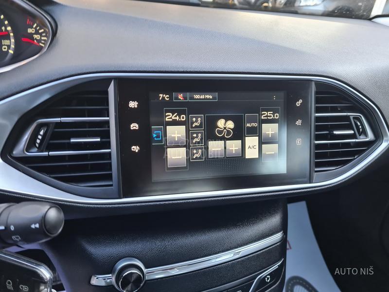 Peugeot 308 1.6 HDI PREMIUM