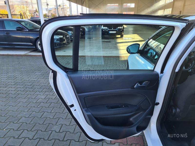 Peugeot 308 1.6 HDI PREMIUM