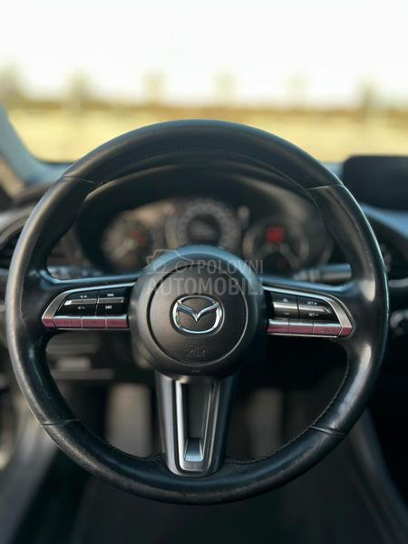 Mazda 3 2.0 Skyactiv G