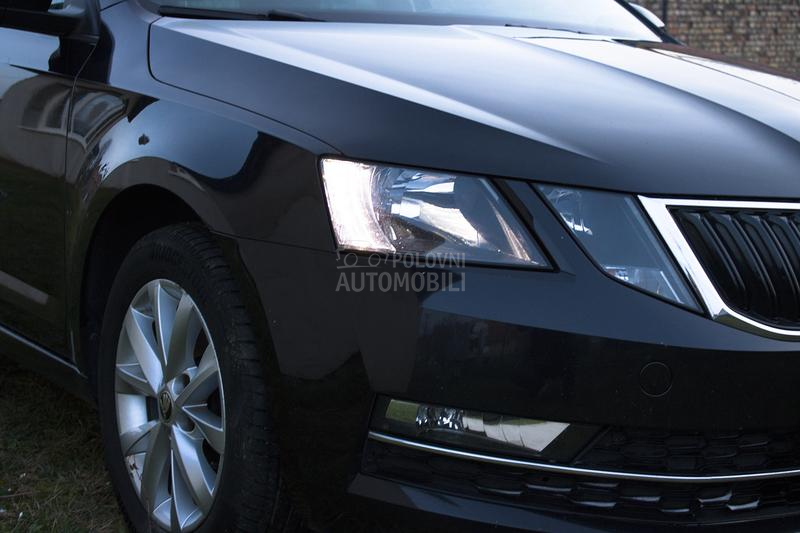 Škoda Octavia 1.6 STYLE