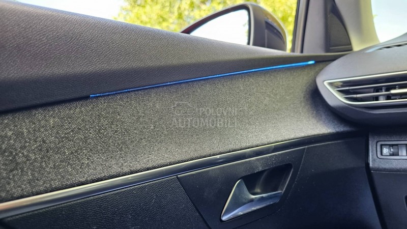 Peugeot 3008 1.5hdi 131 ALLURE