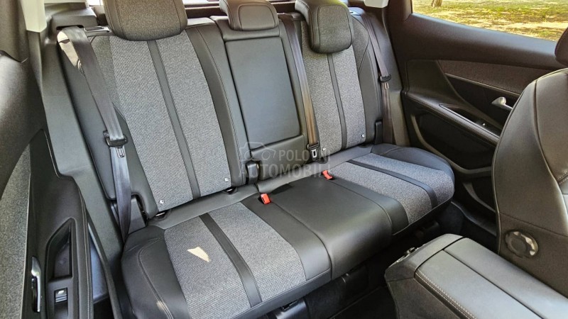 Peugeot 3008 1.5hdi 131 ALLURE