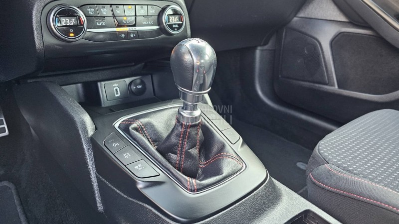 Ford Focus 1.5d 120 ST- LINE