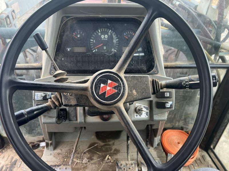 Massey Ferguson 6140