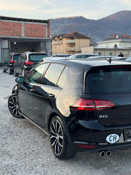 Volkswagen Golf 7 GTD 2.0 TDI