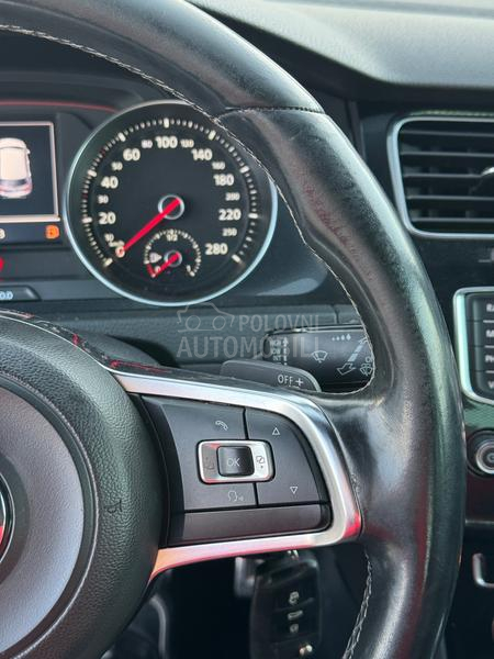 Volkswagen Golf 7 GTD 2.0 TDI