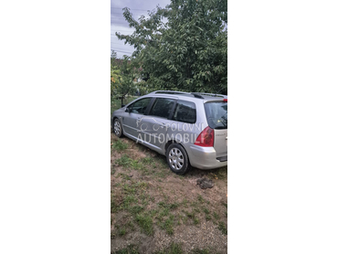 polovni delovi za Peugeot 307 od 2000. do 2008. god.