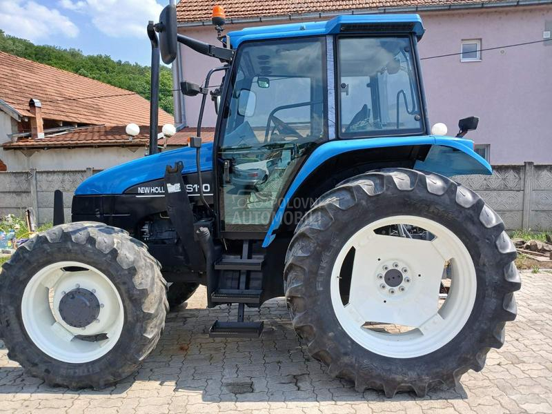 New Holland TS 110