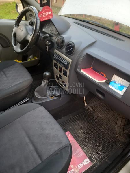 Dacia Logan 