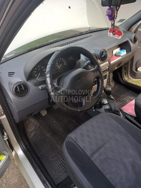 Dacia Logan 