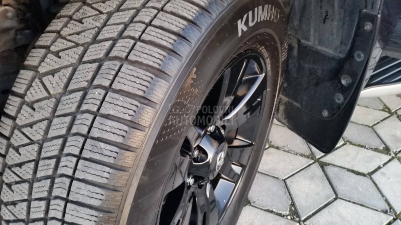 Toyota Land Cruiser 4WD/LED/PREMIUM/FUL