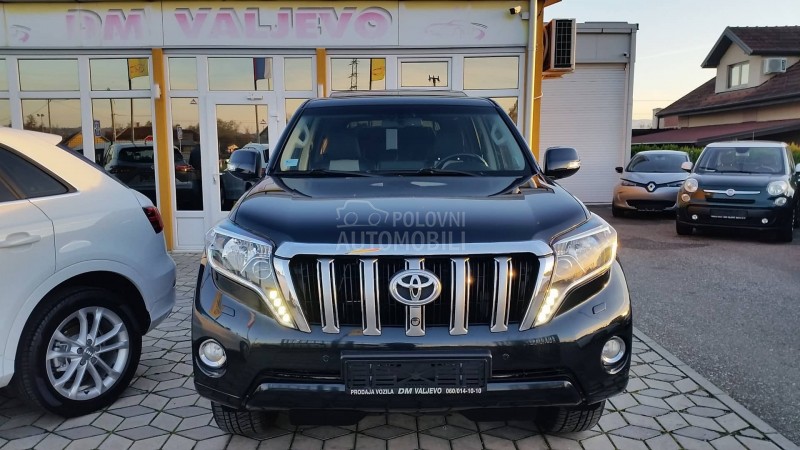 Toyota Land Cruiser 4WD/LED/PREMIUM/FUL