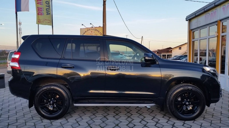 Toyota Land Cruiser 4WD/LED/PREMIUM/FUL