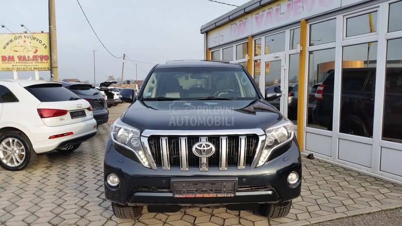 Toyota Land Cruiser 4WD/LED/PREMIUM/FUL