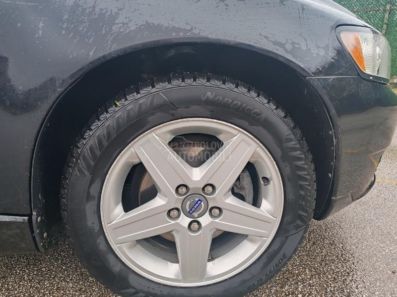 Volvo V50 1.6