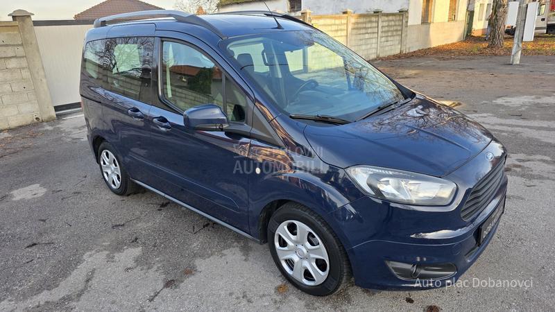 Ford Tourneo Courier 1.5 dci