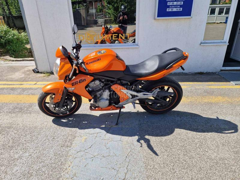 Kawasaki Er6n