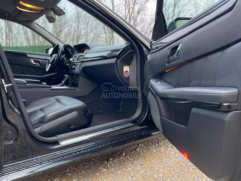 Mercedes Benz E 250 ZA KEŠ BOLJA CENA
